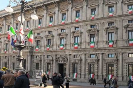 Il Comune di Milano si allinea al decreto “CoronaVirus”
