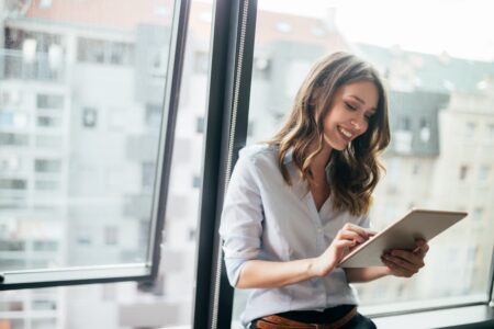 Spid per uso personale o professionale, firma remota con riconoscimento online e casella pec.